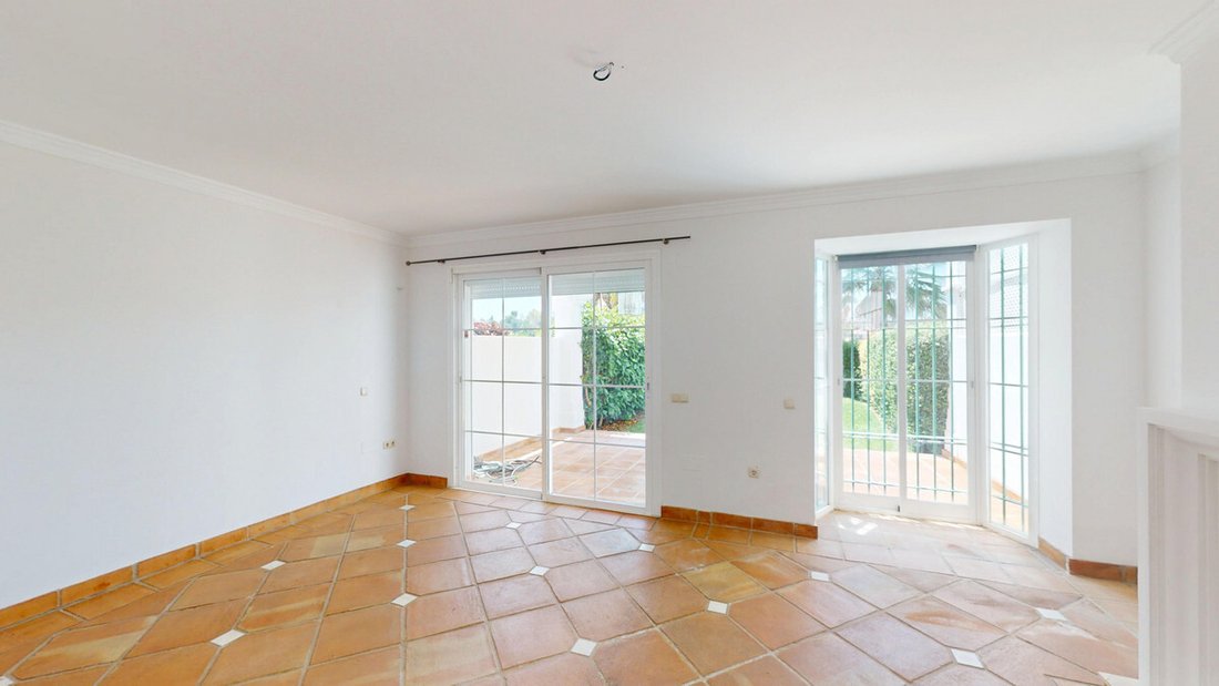 Townhouse in Guadalmina Alta, San Pedro de Alcantara, Spain 4 - 15762814
