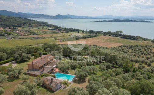 Finca en Umbría, Italia 1