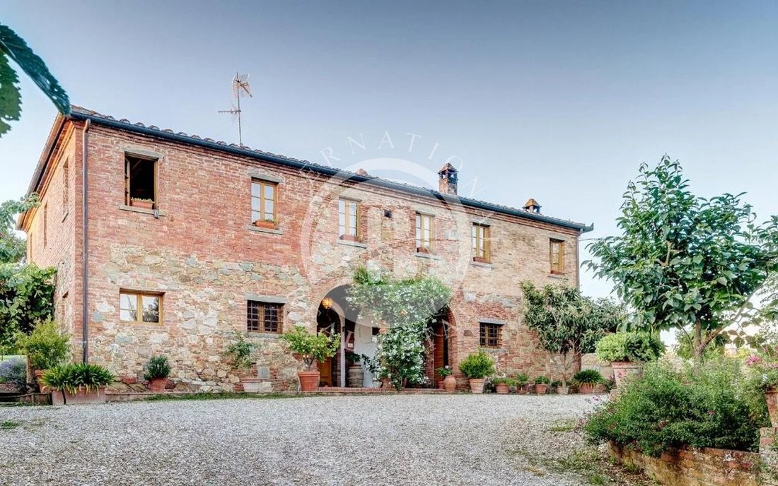 Villa in Foiano della Chiana, Tuscany, Italy 4 - 15760853