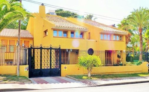 Chalet in Roquetas de Mar, Andalusia, Spain 1
