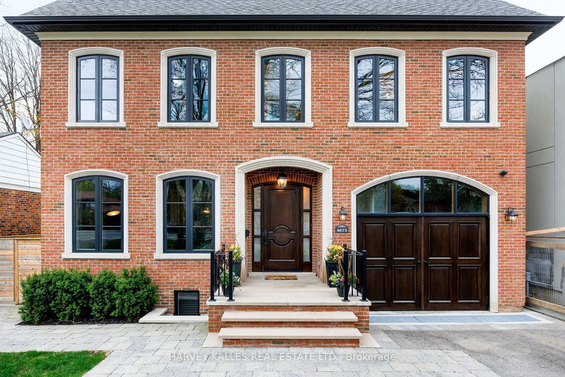 House in Toronto, Ontario, Canada 1 - 15761930