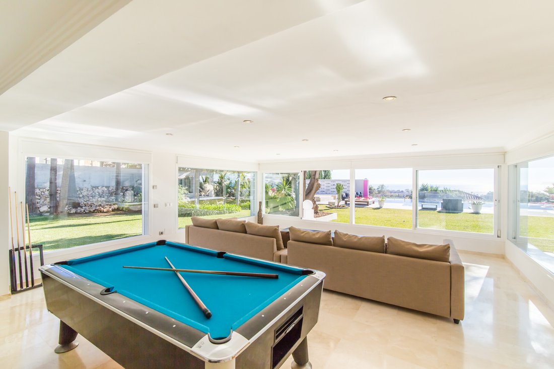 Villa in Elviria-Cabopino, Marbella, Spain 5 - 15762636