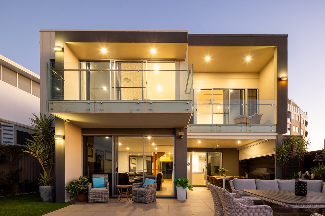 House in Scarborough, Queensland, Australia 2 - 15762427