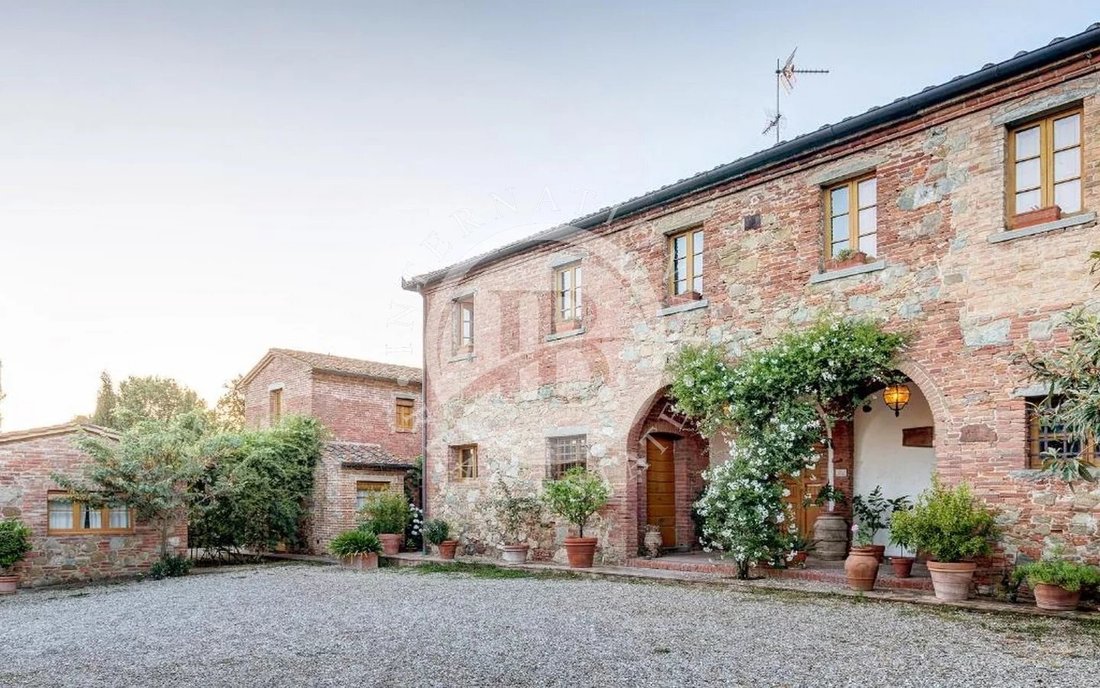 Villa in Foiano della Chiana, Tuscany, Italy 5 - 15760853