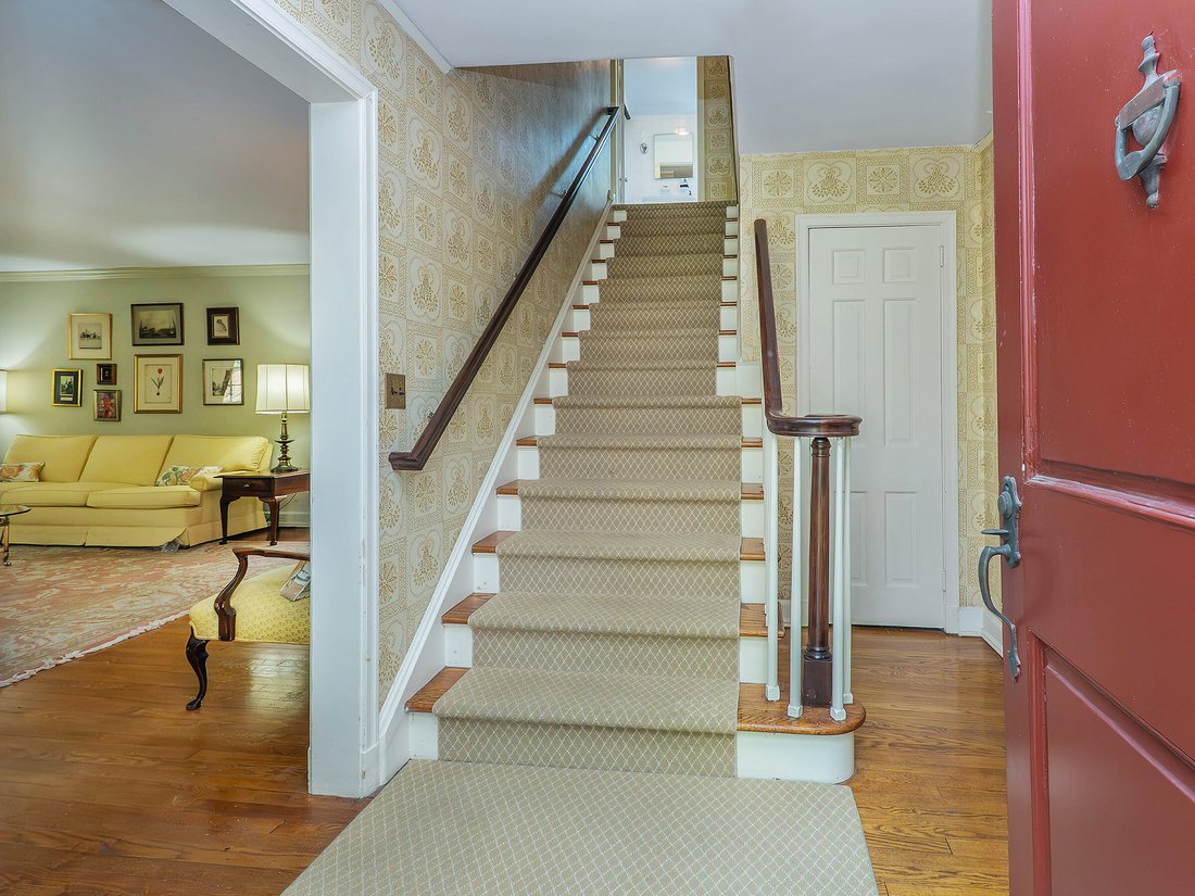 House in Port Washington, New York, United States 2 - 15760966