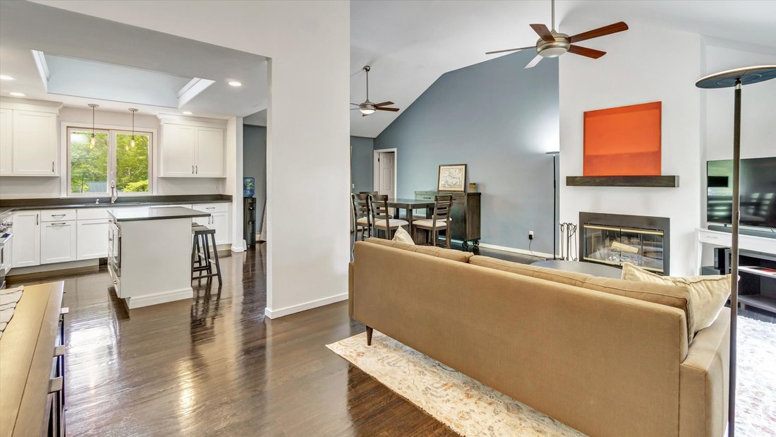 House in Hampton Bays, New York, United States 5 - 15760708