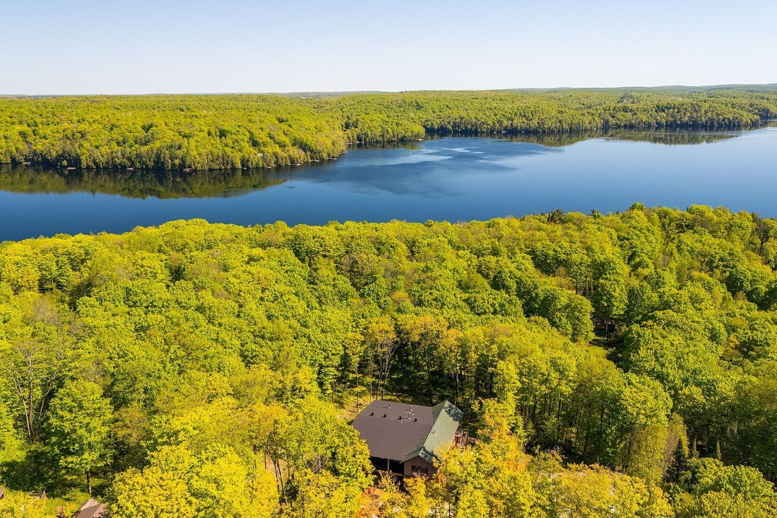 House in Dysart Et Al, Ontario, Canada 2 - 15761541