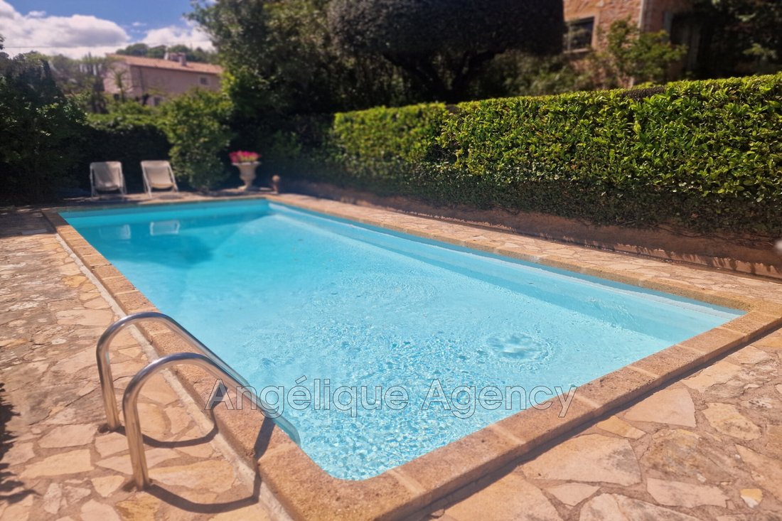 Villa in Entrecasteaux, Provence-Alpes-Côte d'Azur, France 5 - 15761521