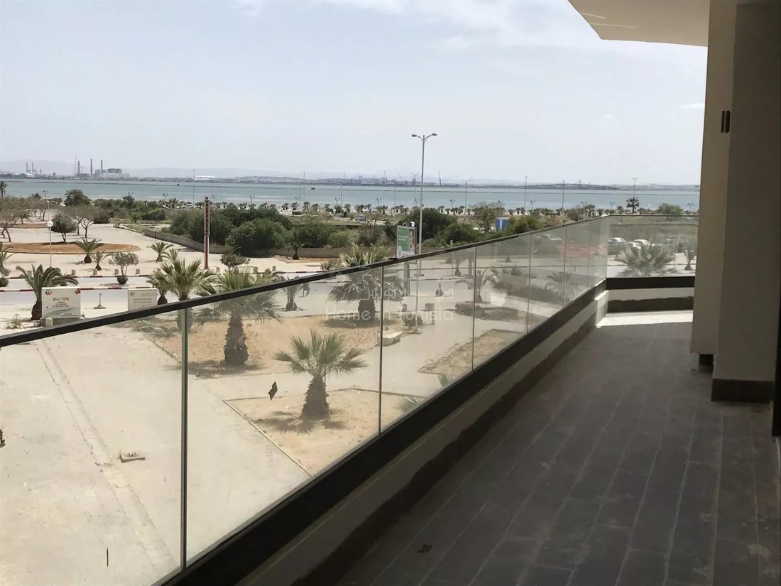 Apartment in Ariana, Tunis, Tunisia 1 - 15760952