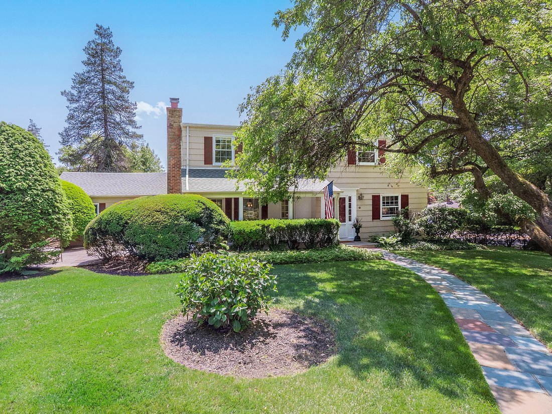 House in Port Washington, New York, United States 1 - 15760966