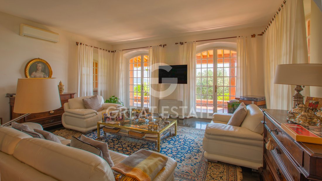 Estate in Magione, Umbria, Italy 2 - 15761649