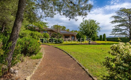 Finca a Santpedor, Catalogna, Spagna 1