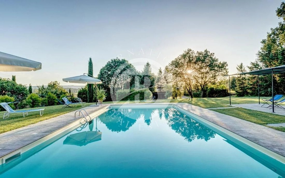 Villa in Foiano della Chiana, Tuscany, Italy 3 - 15760853
