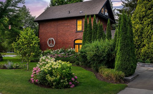 House in Collingwood, Ontario, Canada 1