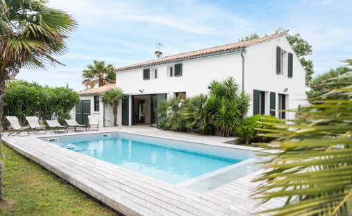 House in La Couarde-sur-Mer, Nouvelle-Aquitaine, France 1