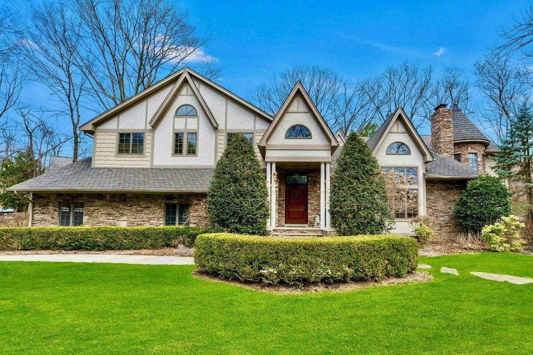 House in Franklin Lakes, New Jersey, United States 2 - 15761375