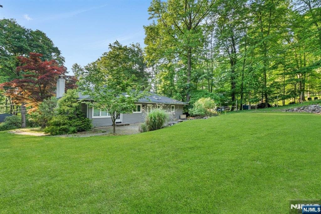 House in Saddle River, New Jersey, United States 3 - 15762864