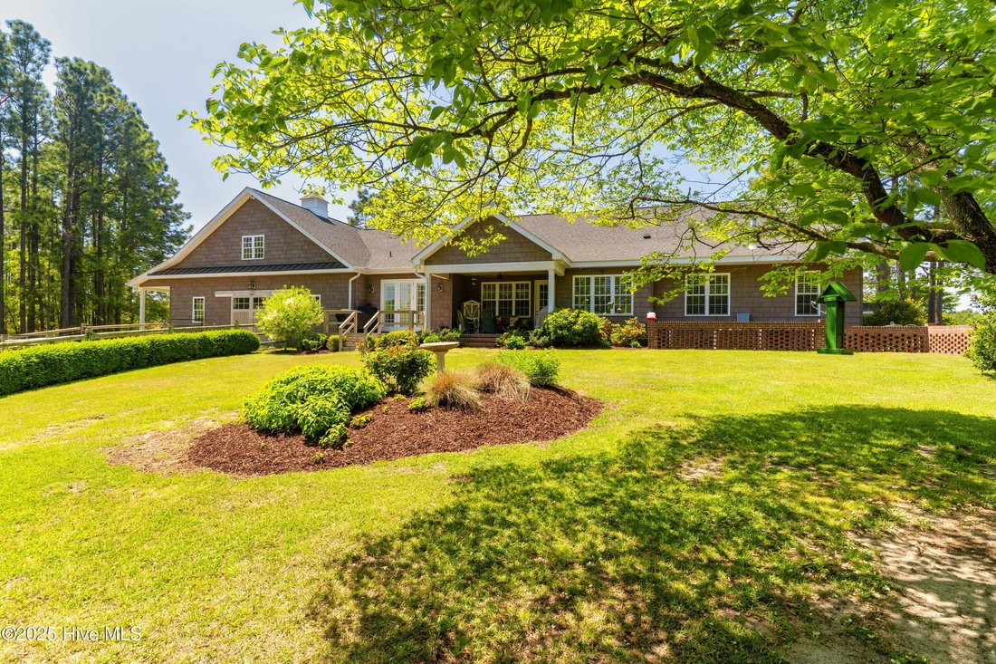 House in Vass, North Carolina, United States 1 - 15761724