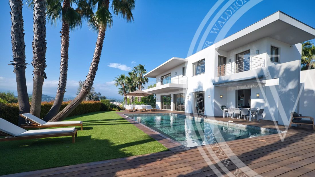 Villa in Cannes, Provence-Alpes-Côte d'Azur, France 1 - 15760923