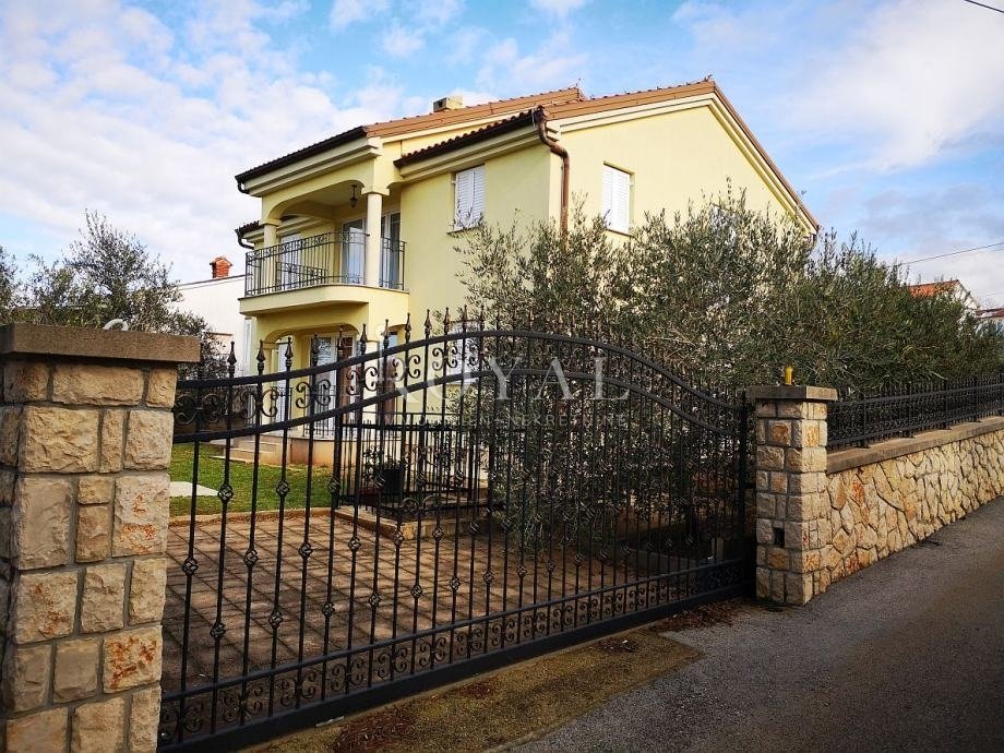 House in Malinska, Primorje-Gorski Kotar County, Croatia 3 - 15762692