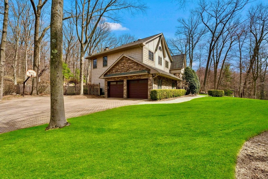 House in Franklin Lakes, New Jersey, United States 4 - 15761375