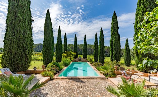 Villecroze, Provence-Alpes-Côte d'Azur, France 1