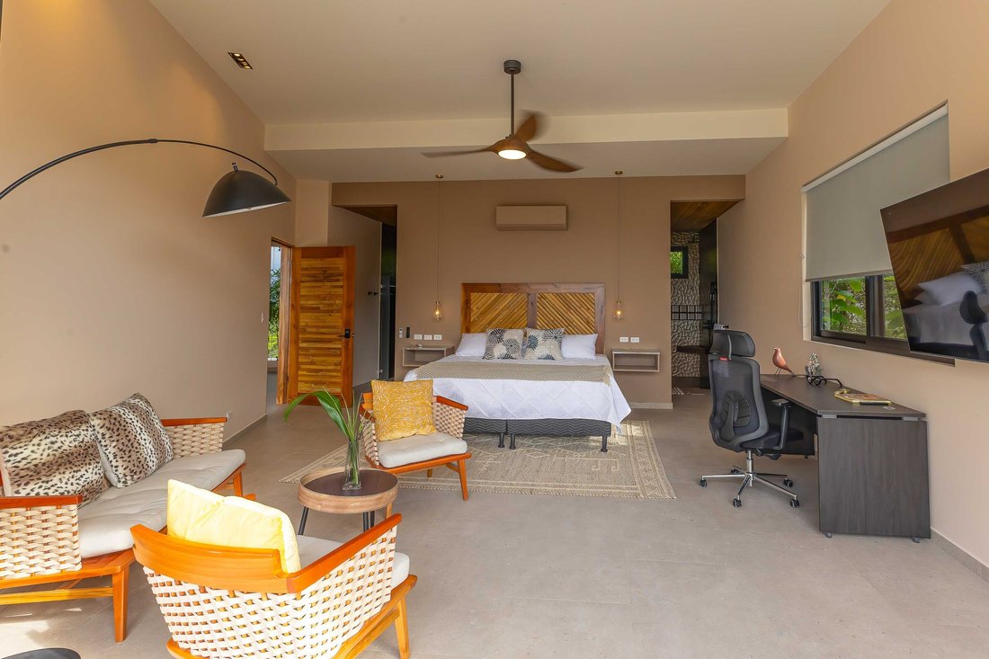 Villa in Quepos, Puntarenas Province, Costa Rica 2 - 15761443