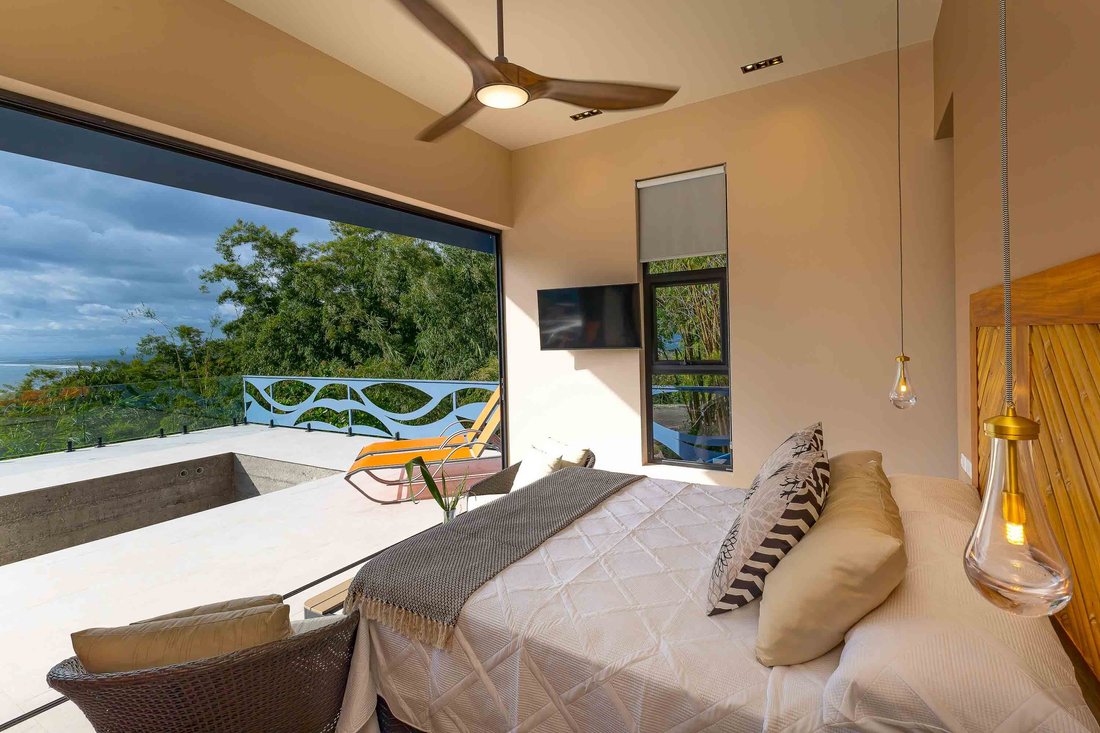 Villa in Quepos, Puntarenas Province, Costa Rica 5 - 15761443