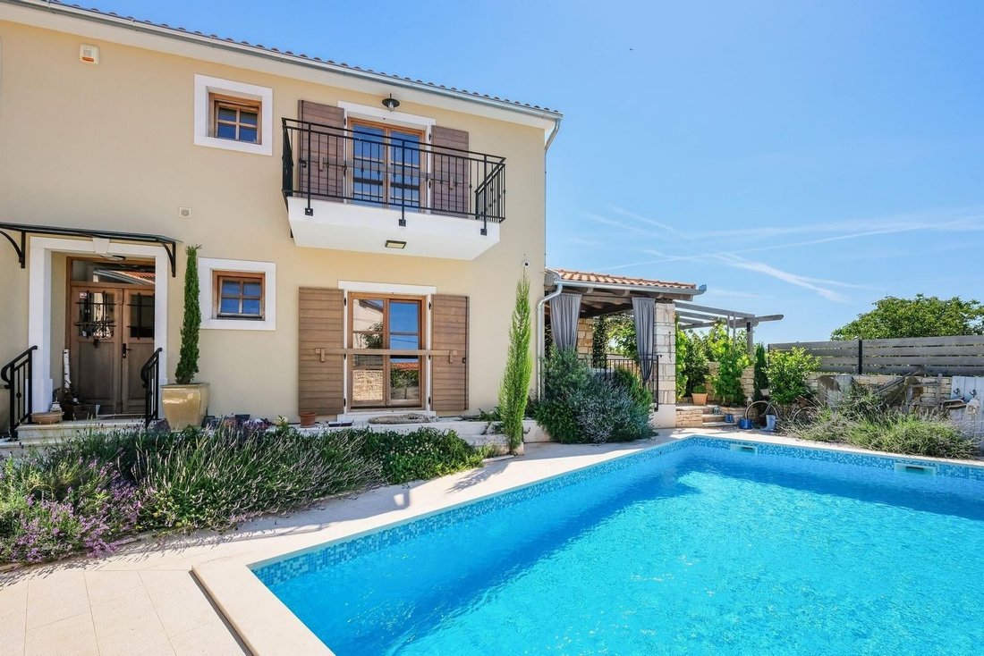 Villa in Svetvincenat, Istria County, Croatia 3 - 15763830