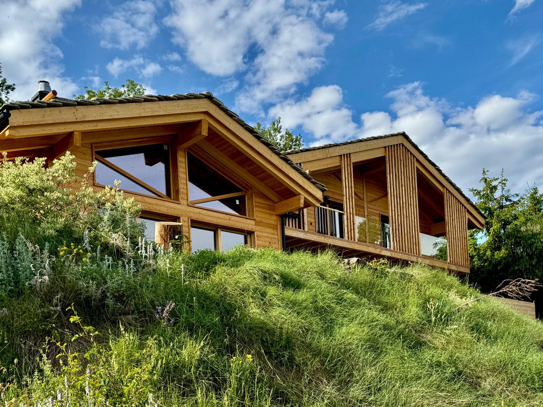 Chalet in Crans-Montana, Valais, Switzerland 1 - 15764297