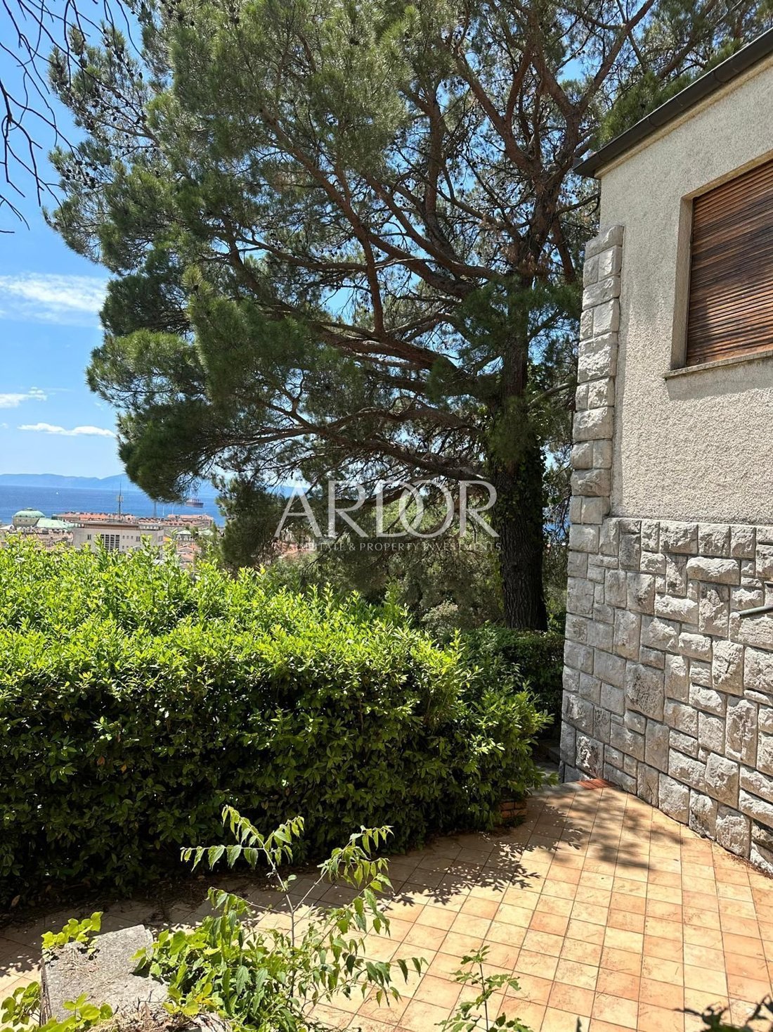 House in Mjesni odbor Luka, Grad Rijeka, Primorje-Gorski Kotar County 1 - 15767738