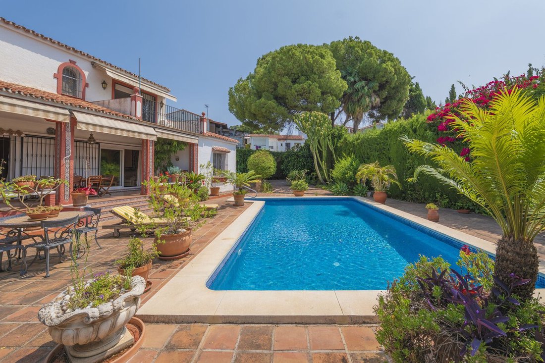 Villa in Marbella, Andalusia, Spain 1 - 15763655