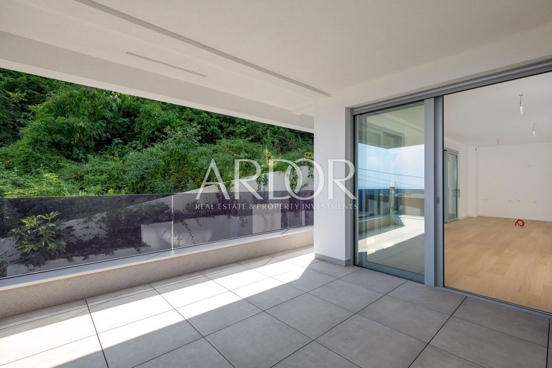 Apartment in Grad Opatija, Primorje-Gorski Kotar County, Croatia 2 - 15767535