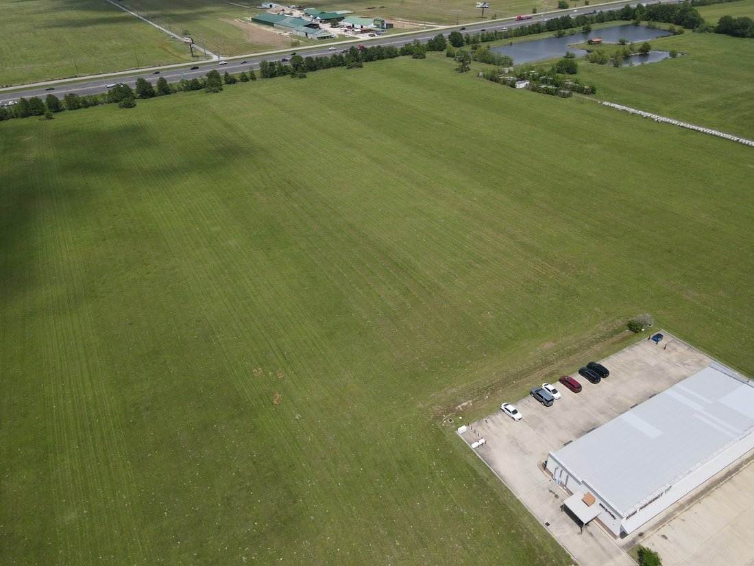 Land in Iowa, LA, United States 1 - 13295334
