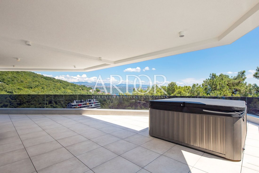 Apartment in Grad Opatija, Primorje-Gorski Kotar County, Croatia 2 - 15767166