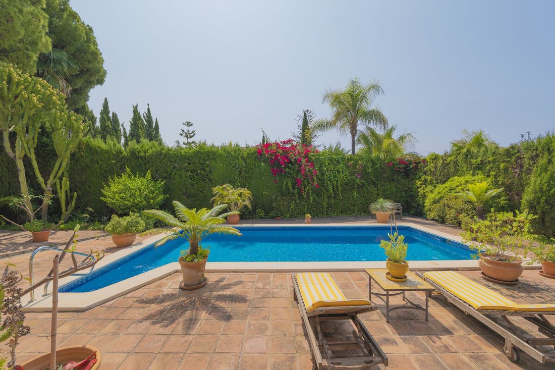 Villa in Marbella, Andalusia, Spain 2 - 15763655
