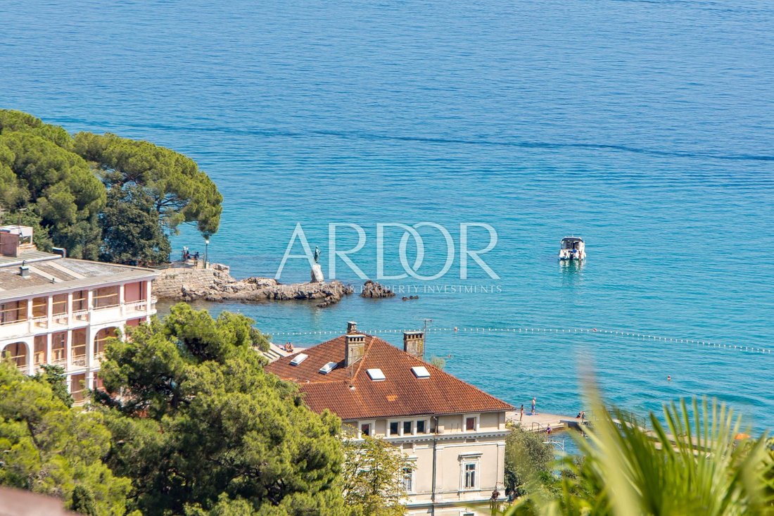 Apartment in Grad Opatija, Primorje-Gorski Kotar County, Croatia 1 - 15767521