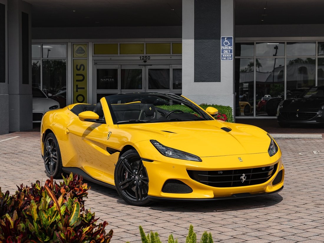 Cabriolet in Naples, FL 5 - 15737732