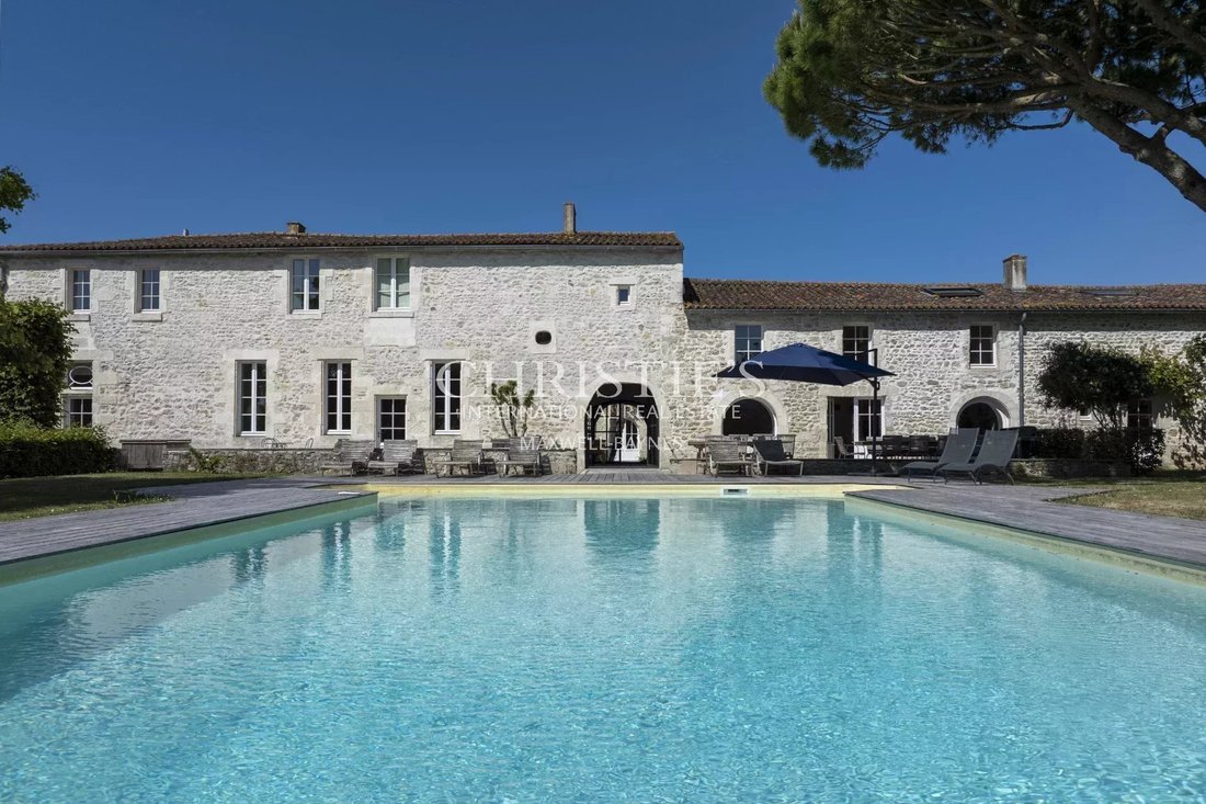 House in Le Genette, La Rochelle, France 4 - 15765337
