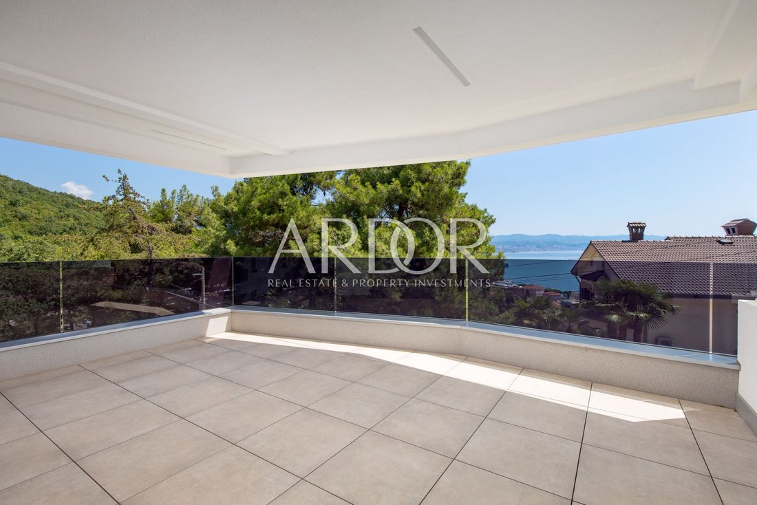 Apartment in Grad Opatija, Primorje-Gorski Kotar County, Croatia 2 - 15767543