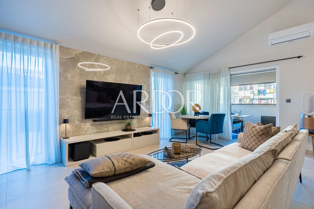Apartment in Cres, Primorje-Gorski Kotar County, Croatia 4 - 15767722