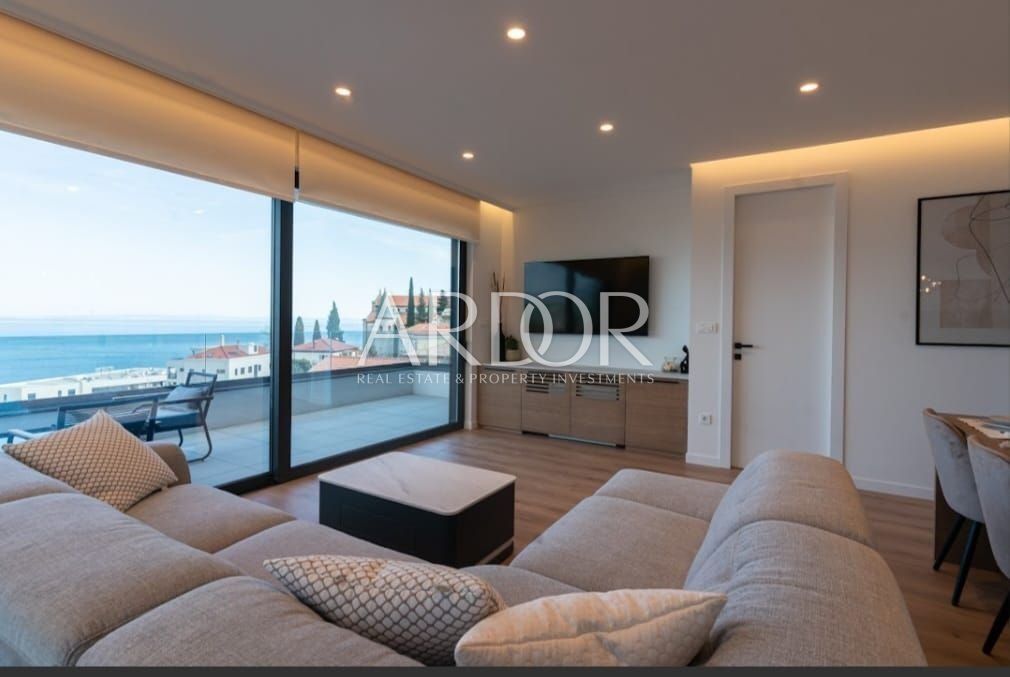 Apartment in Grad Opatija, Primorje-Gorski Kotar County, Croatia 1 - 15767784