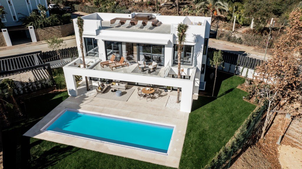 Villa in Estepona, Andalusia, Spain 1 - 15765497