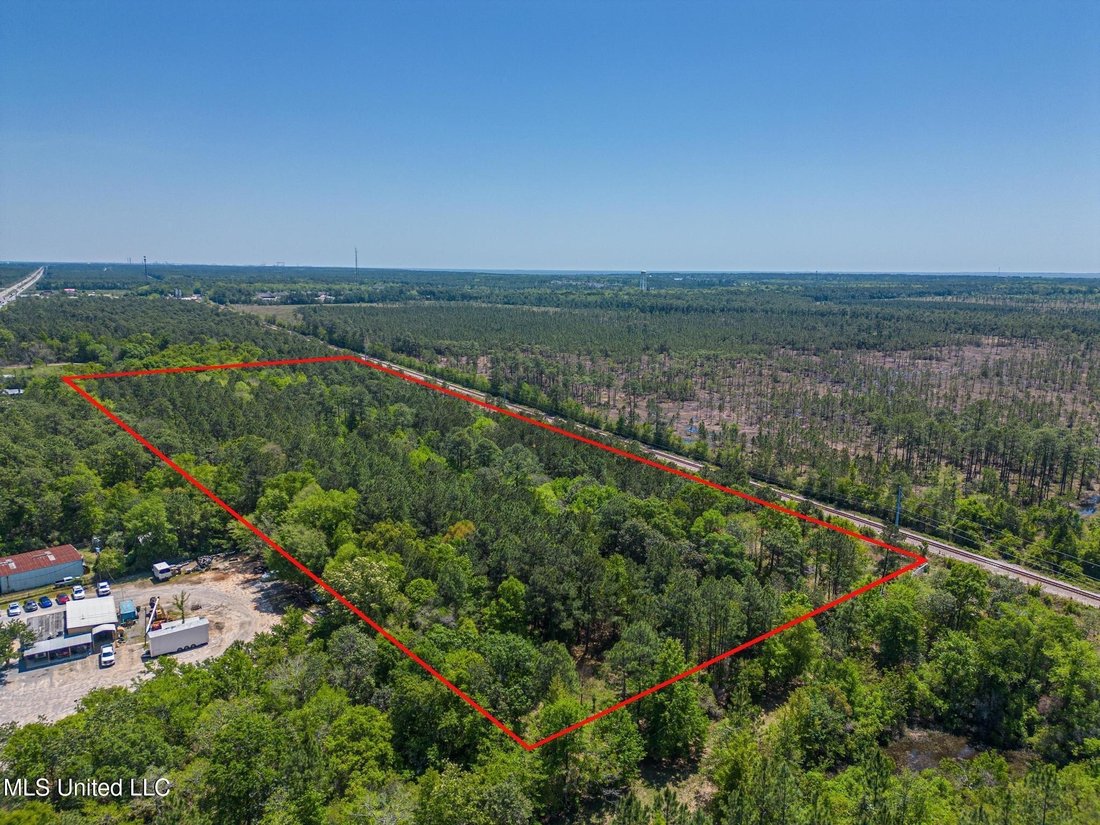 Land in Ocean Springs, Mississippi, United States 5 - 15763439