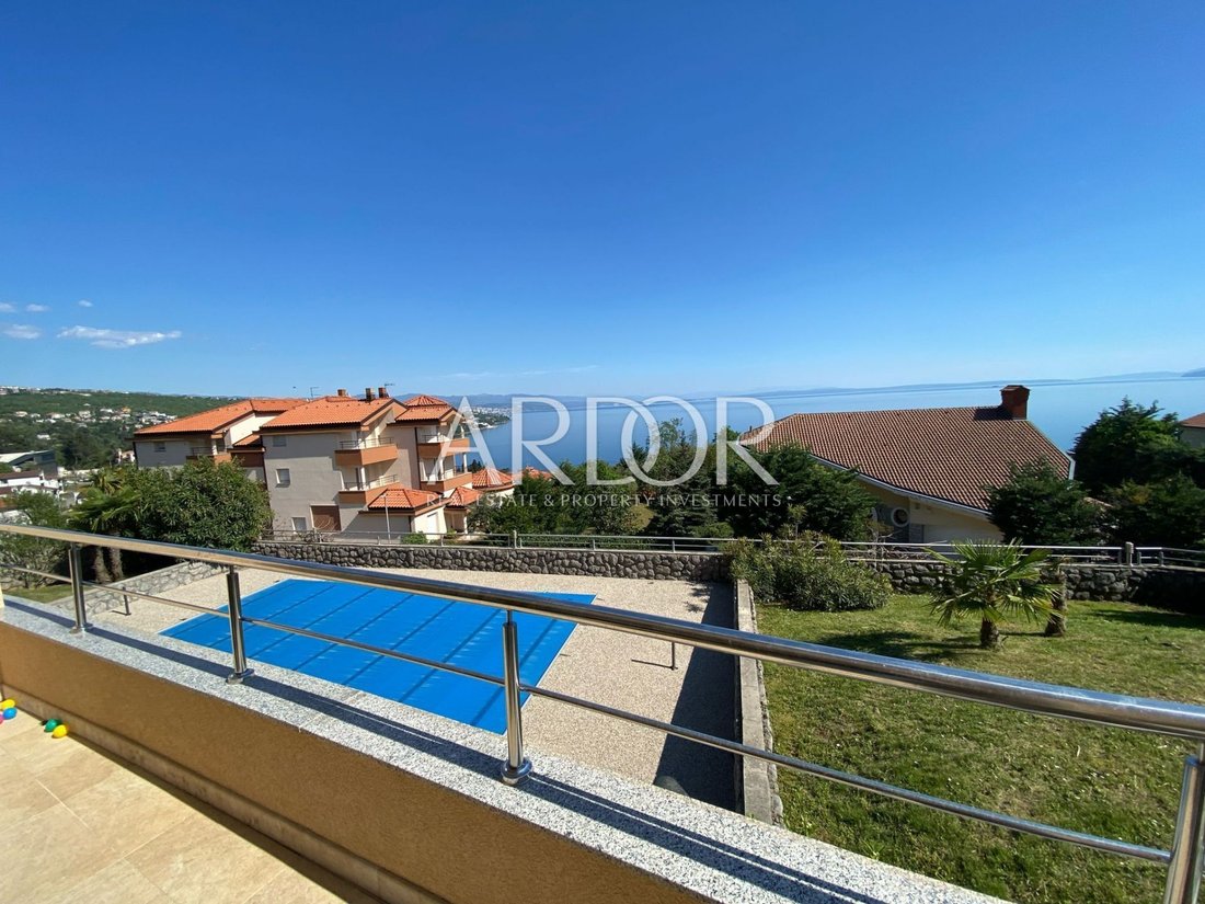 Apartment in Grad Opatija, Primorje-Gorski Kotar County, Croatia 1 - 15767714
