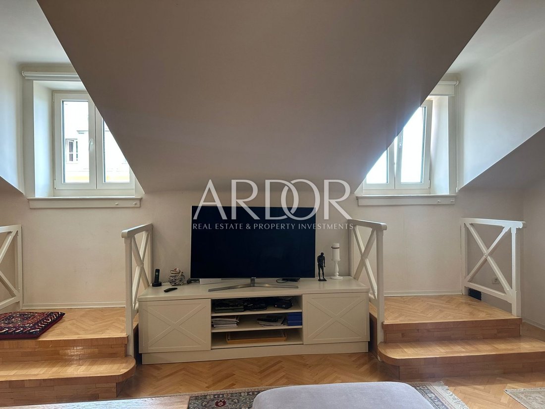 Apartment in Grad Opatija, Primorje-Gorski Kotar County, Croatia 2 - 15767107