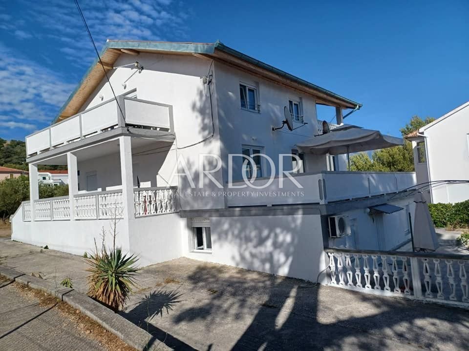 House in Barbat, Primorje-Gorski Kotar County, Croatia 1 - 15767928
