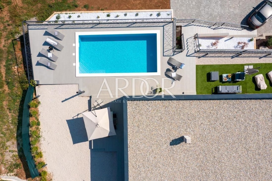 House in Grad Opatija, Primorje-Gorski Kotar County, Croatia 3 - 15767728