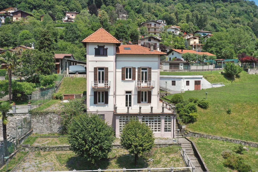 House in Dizzasco, Lombardy, Italy 1 - 15763872