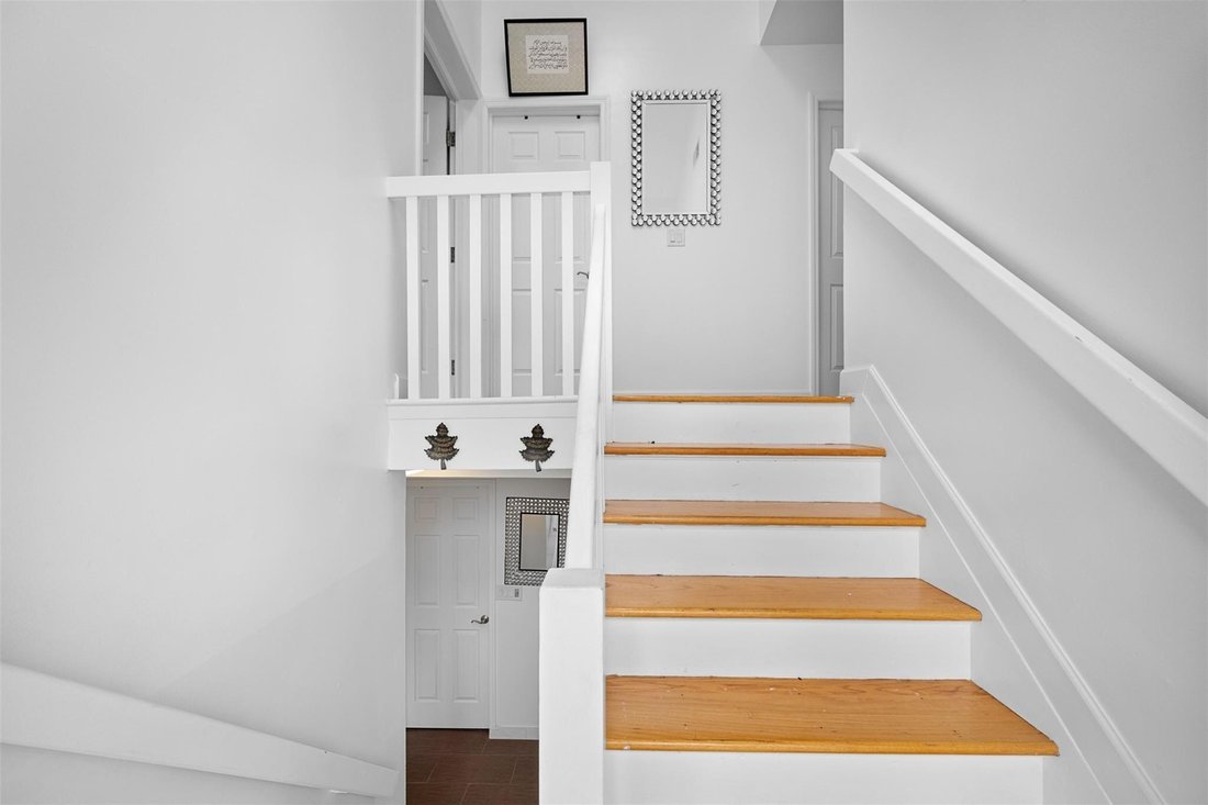 House in Huntington Station, New York, United States 5 - 15766050